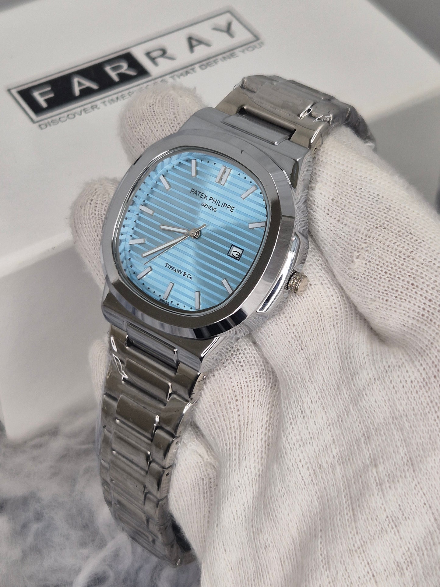 PP Smooth Bezel Date Watch