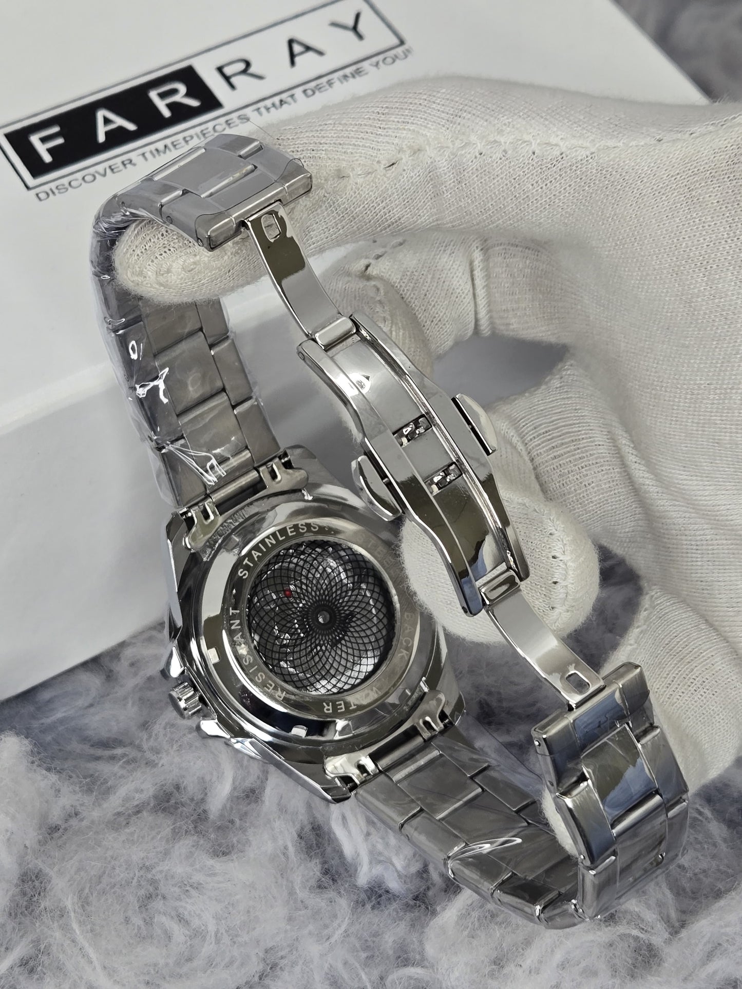 Submariner Smooth Movement Watch