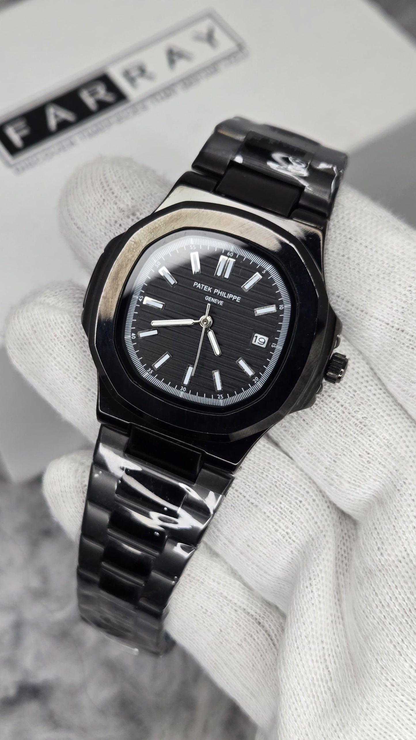 PP Textured Bezel Date Watch