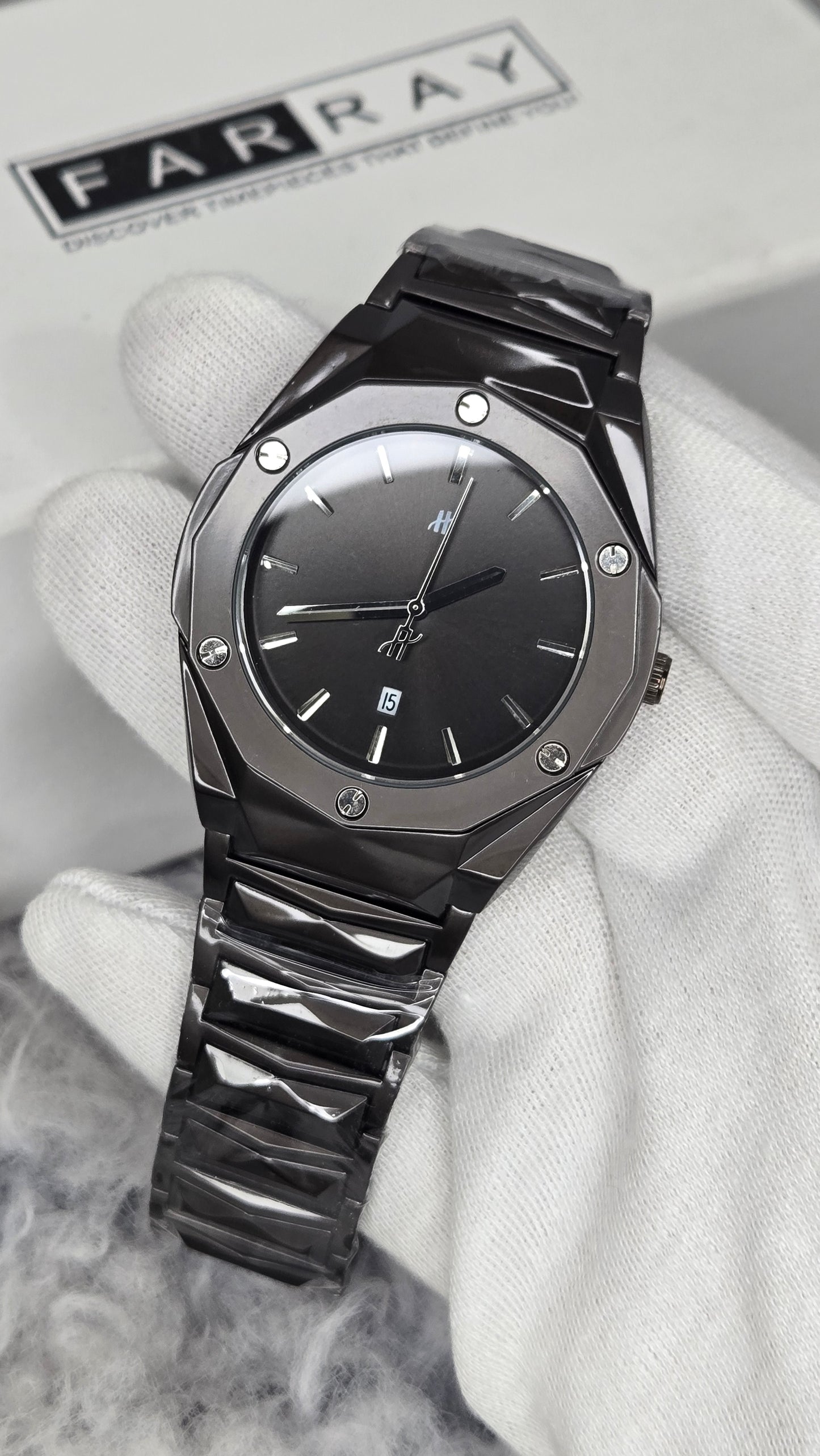 Hublot Diamond Cut Date Watch