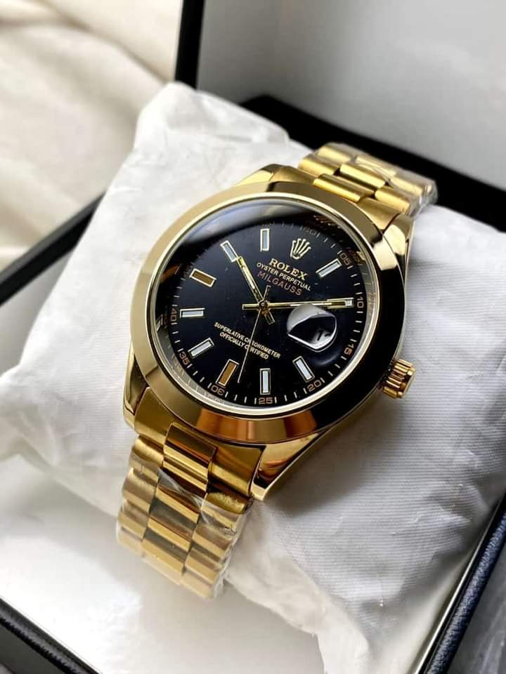 Gold rolex 2024 datejust black dial