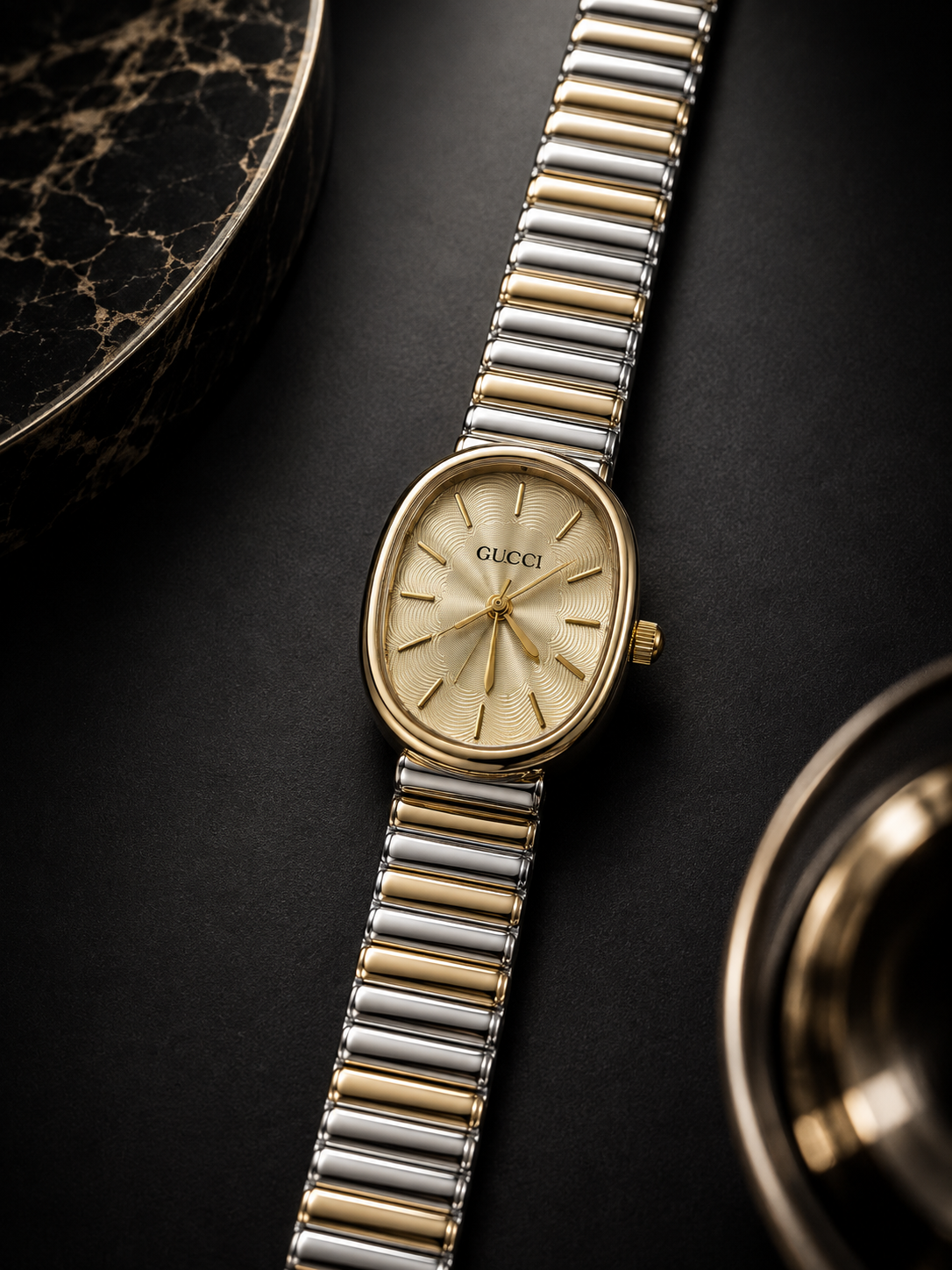 GUCCI - WOMEN CHAIN WATCH
