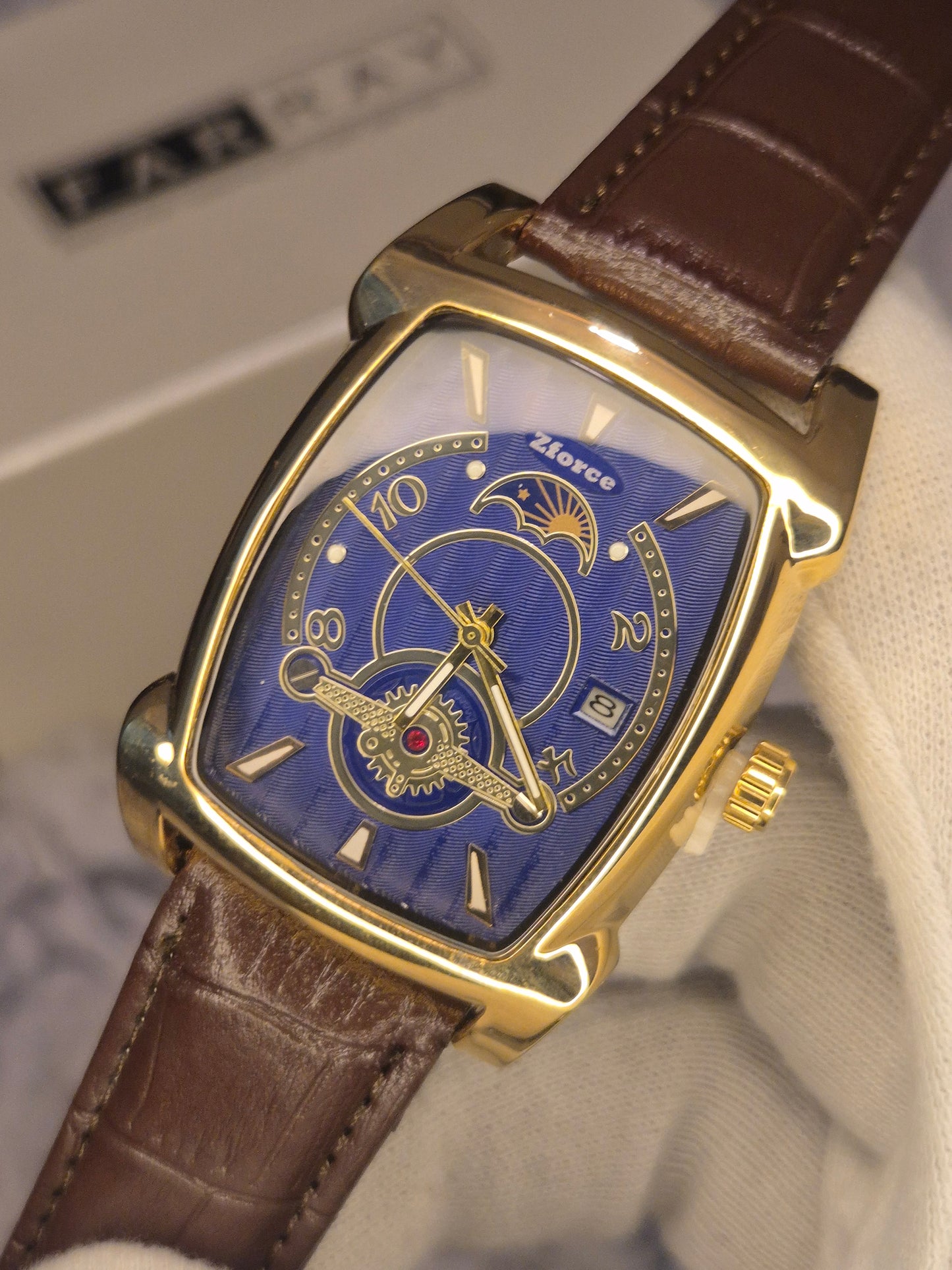 Vintage Tank Leather Strap Watch