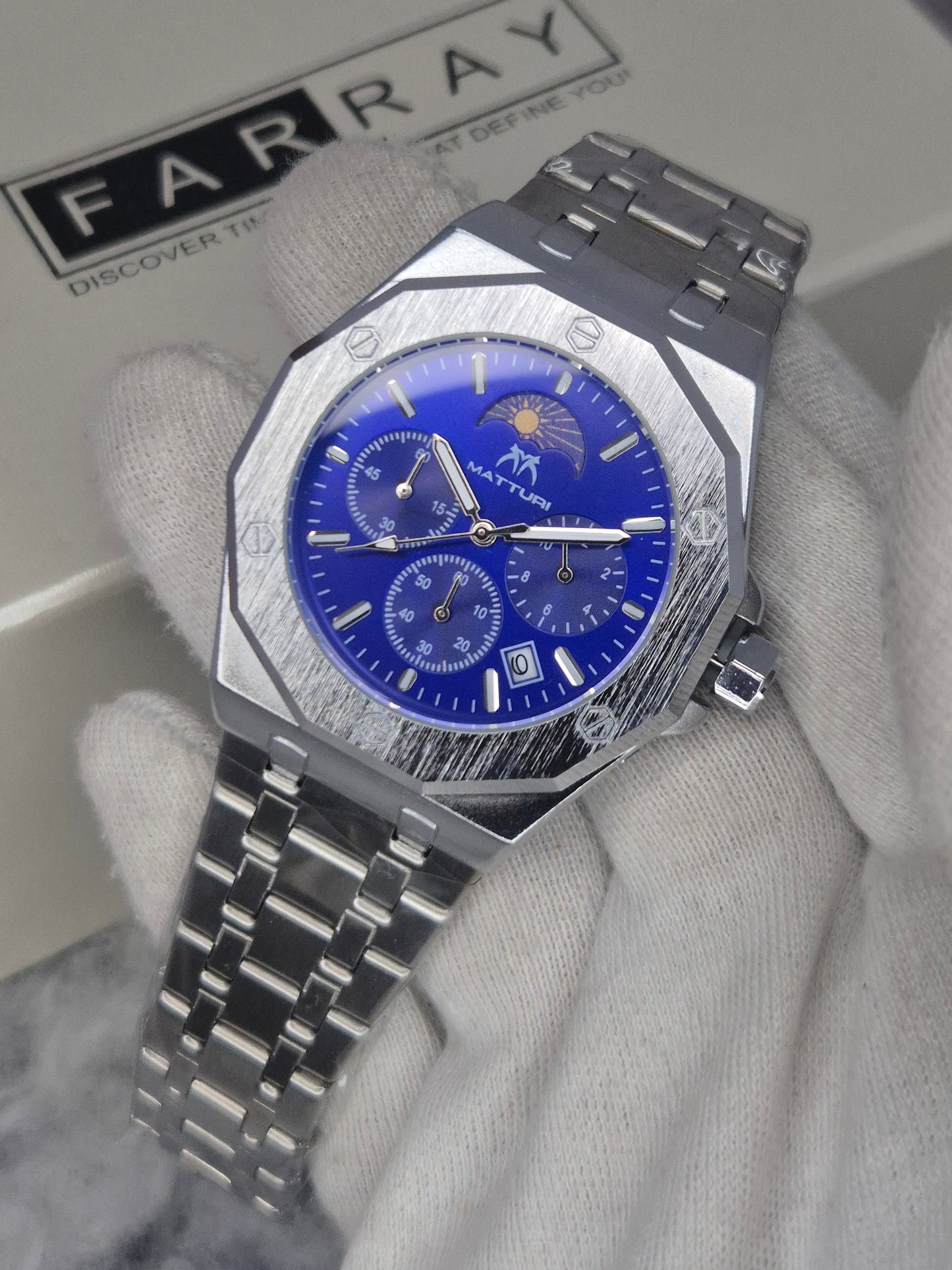 Matturi Chronograph Date Chain Watch