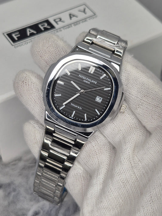 PP Smooth Bezel Date Watch