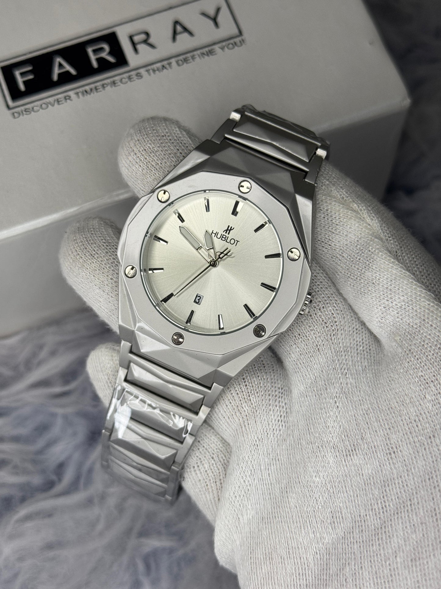 Hublot Diamond Cut Date Watch