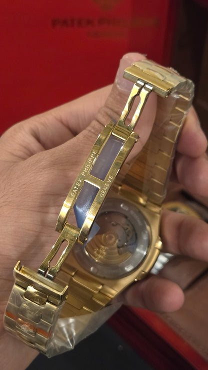 PATEK PHILIPPE - Nautilus GW