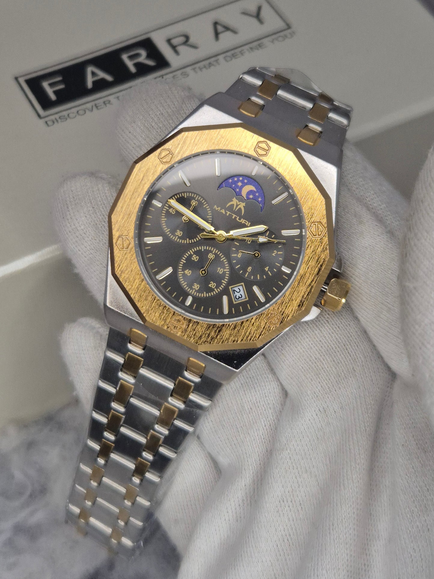 Matturi Chronograph Date Chain Watch