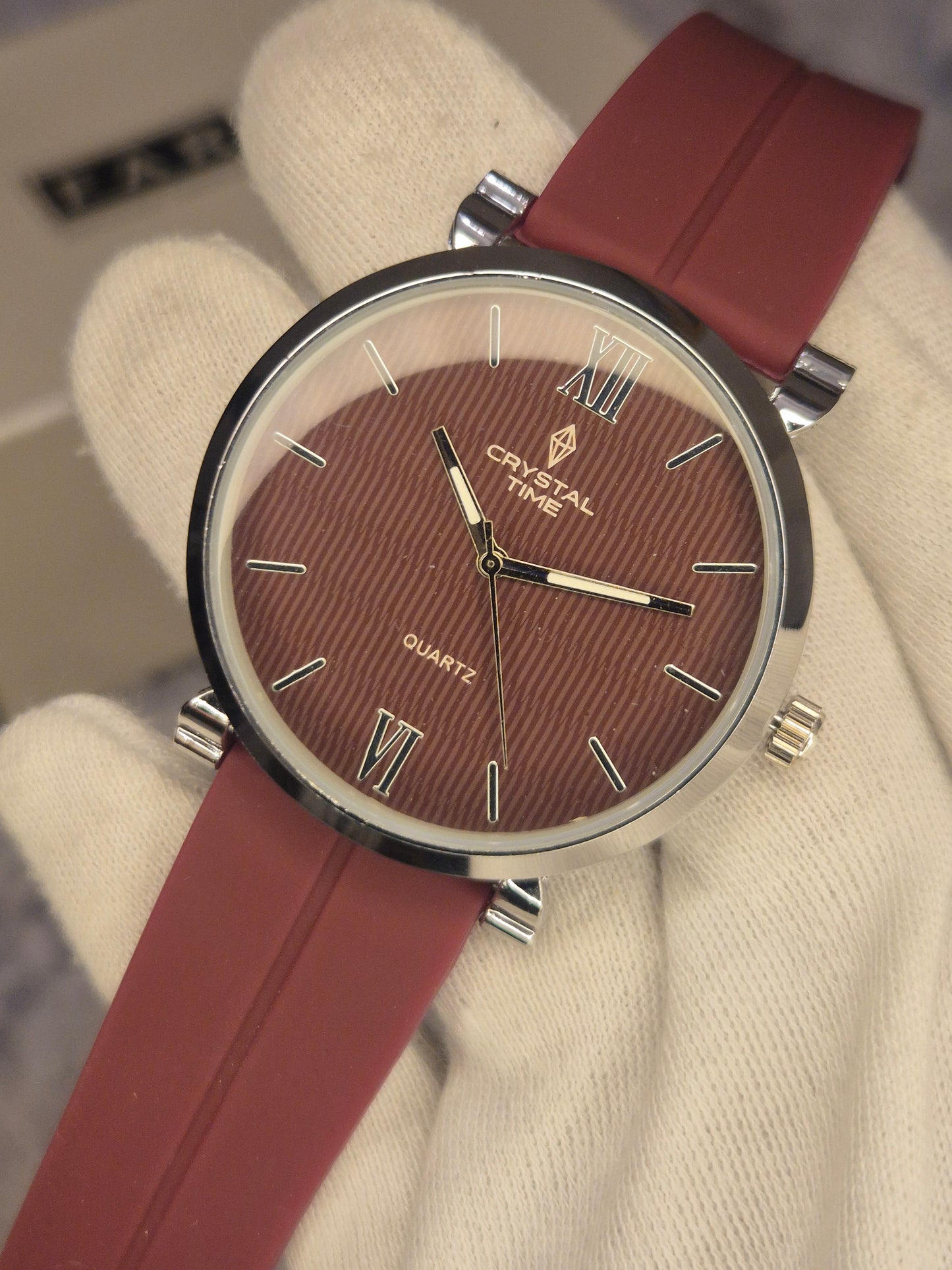 CRYSTAL - Slim Design Watch