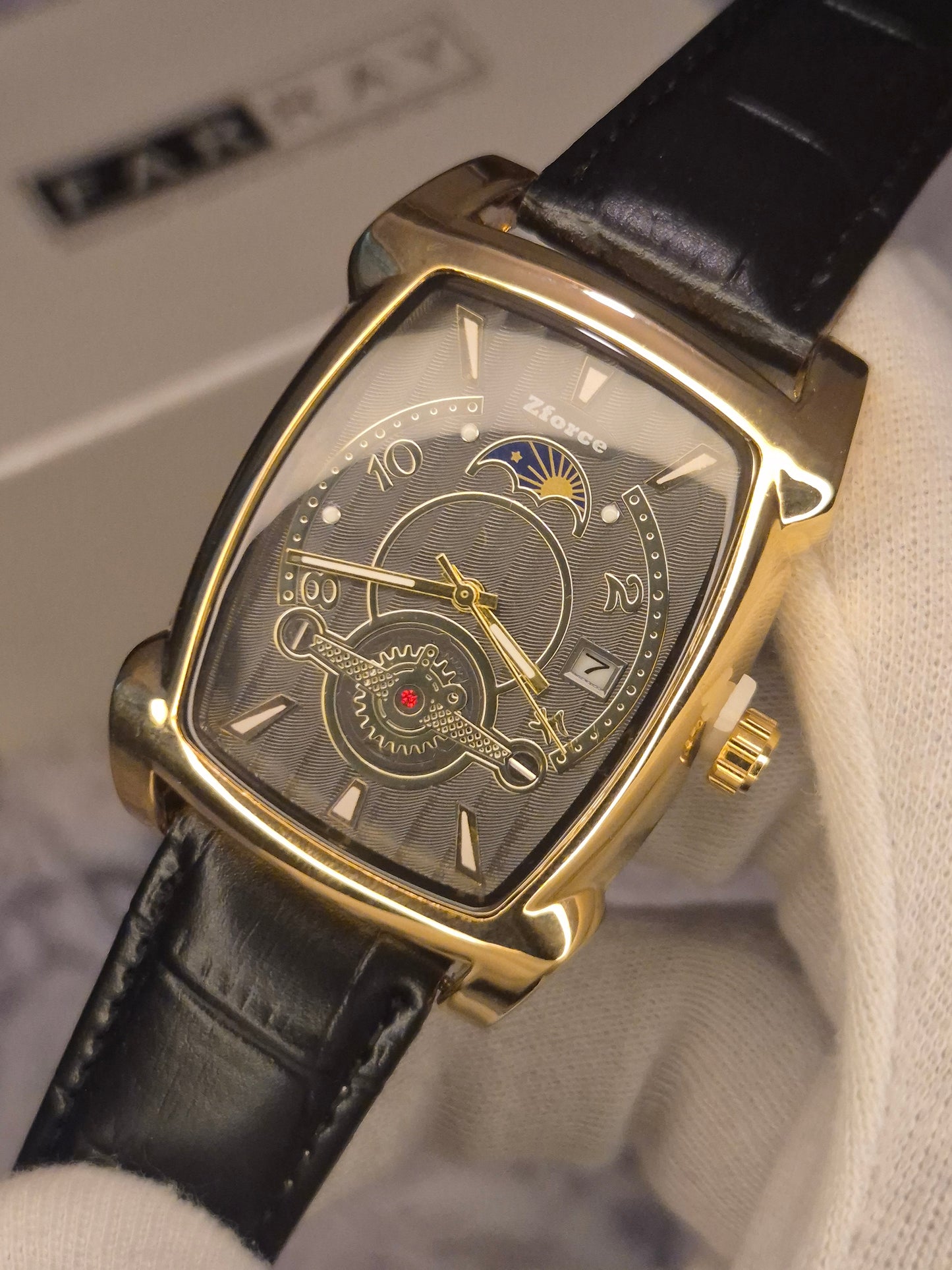 Vintage Tank Leather Strap Watch