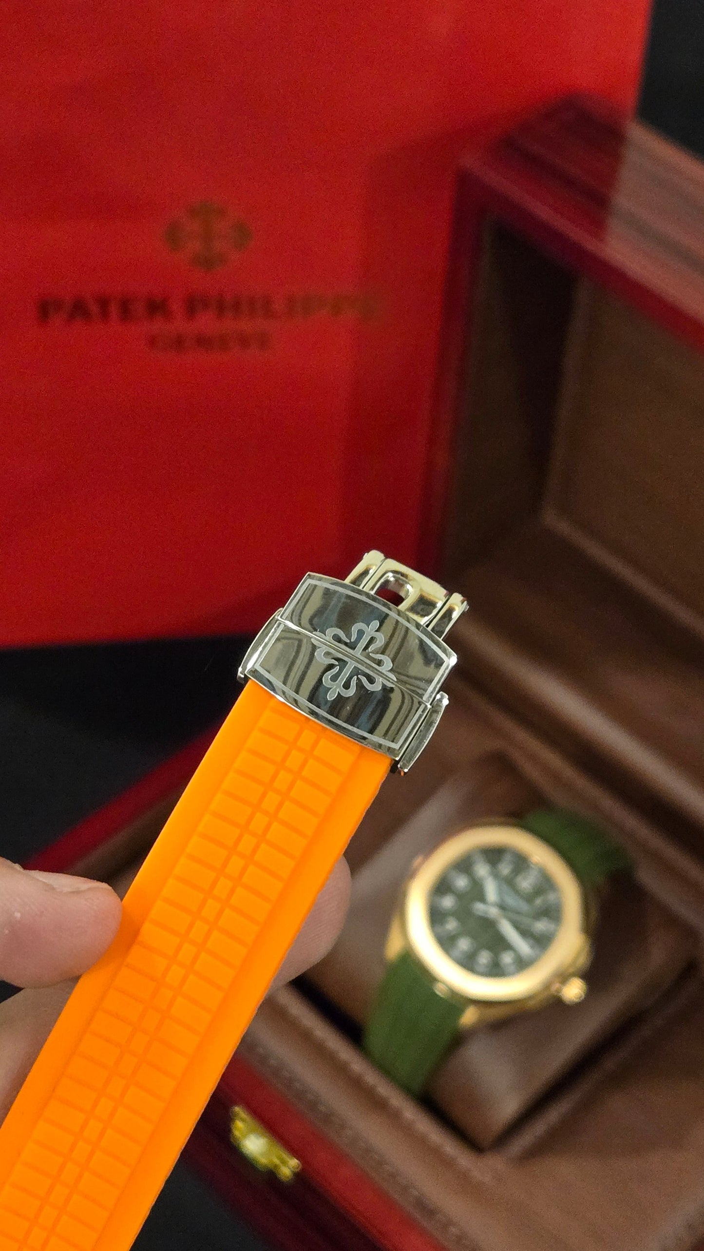 PATEK PHILIPPE -AQUANAUT DOR