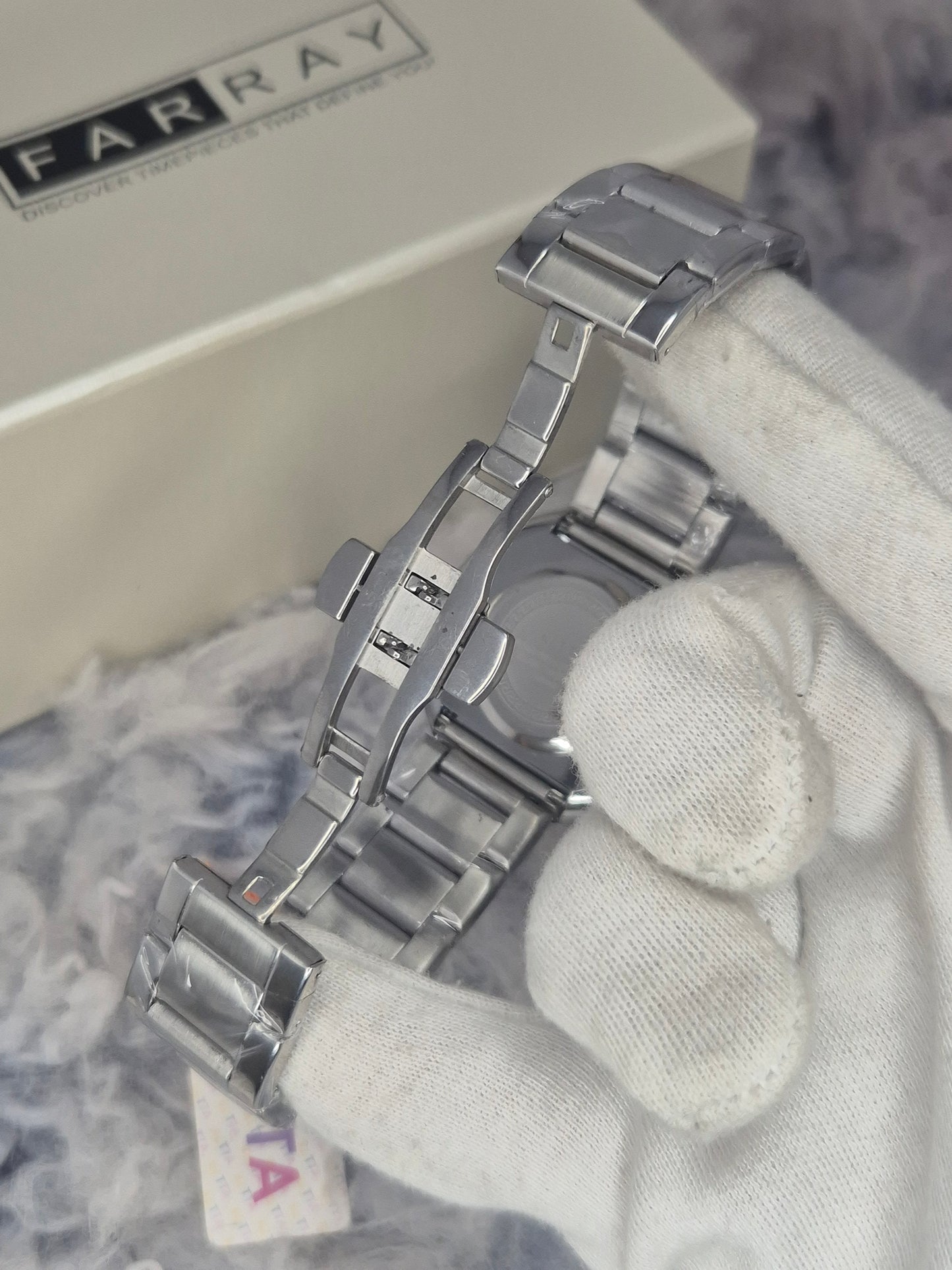 Ketta Wheel Design Date Watch