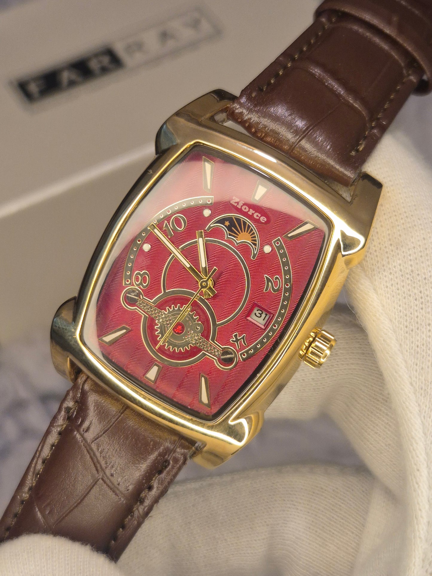 Vintage Tank Leather Strap Watch