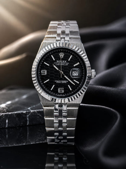 Land Dweller Smooth Watch
