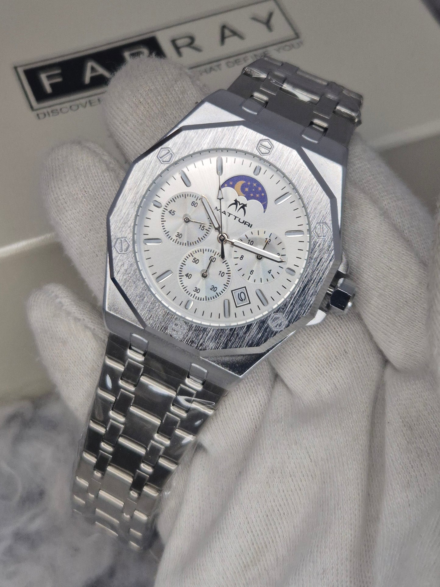 Matturi Chronograph Date Chain Watch
