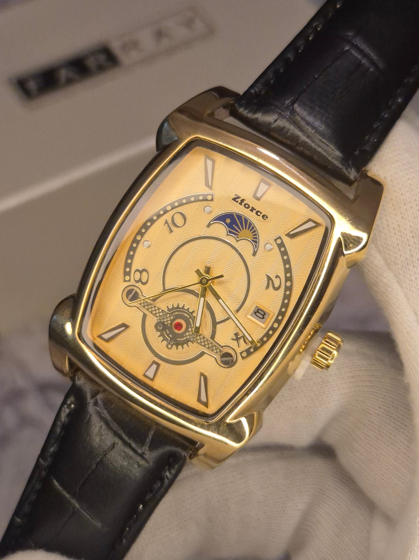 Vintage Tank Leather Strap Watch